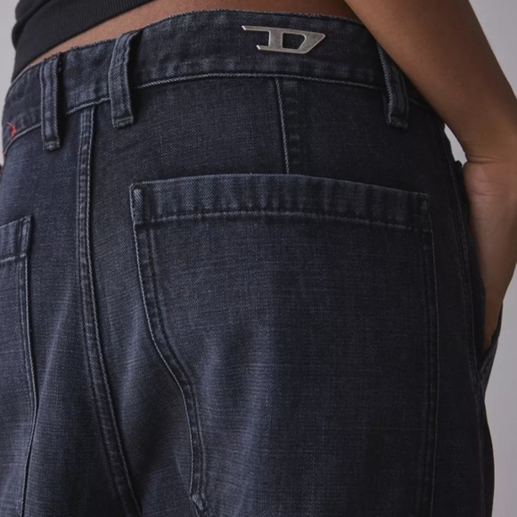 Diesel Women's D-Pot-Cargo L 32 Trousers, Retail $395.00 USD, Size 25, 26 & 27 - Picture 7 of 16